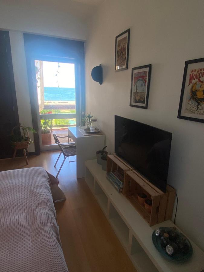 Amazing Private Room In Apartment With Sea Beach View - Pool - Park - Private Condominium - Access To The Beach Oeiras Exterior photo