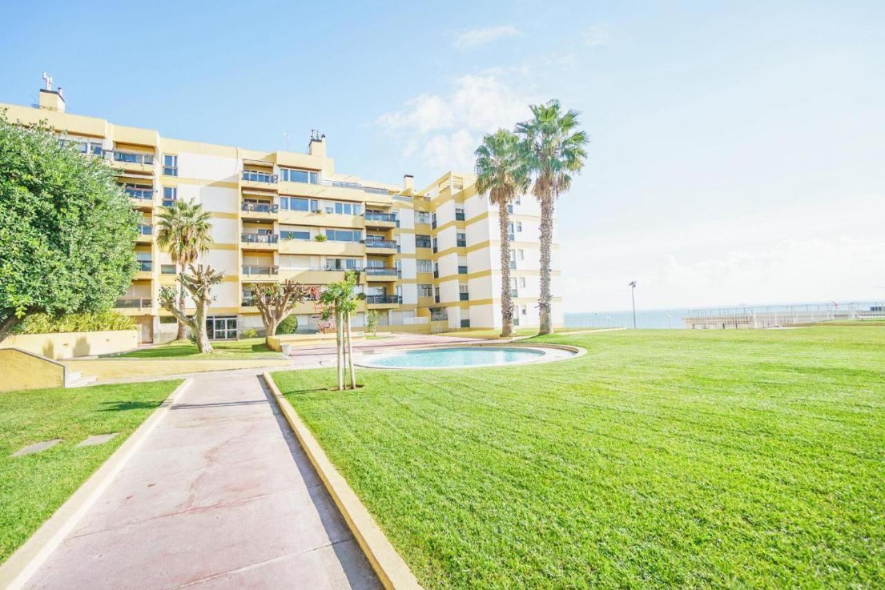 Amazing Private Room In Apartment With Sea Beach View - Pool - Park - Private Condominium - Access To The Beach Oeiras Exterior photo